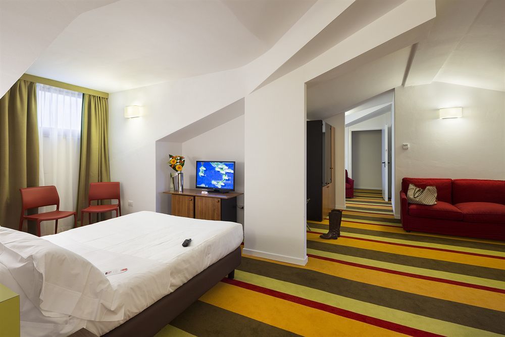 Unaway Hotel Fabro Exterior foto
